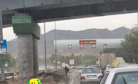 در سیل مشهد یک مادر و چهار کودک زیر آوار جان باختند / خطر سیل وطوفان تندری تا یکشنبه