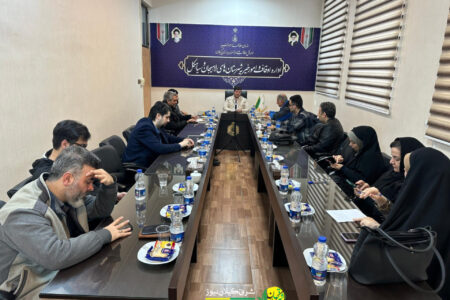 برخی بقاع متبرکه شهرستان ثبت ملی شده اند اما میراث فرهنگی هیچ کمکی در نگهداری نمی کند و ما به این مساله انتقاد داریم