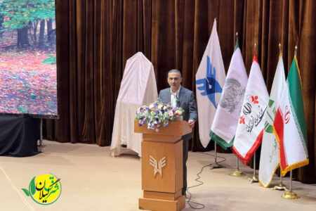 اگر قرار است به سمت توسعه یافتگی گام برداریم باید حفاظت از محیط زیست را جدی بگیریم