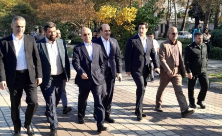 وقتی یک شوخی صمیمانه، دستاویز روایتسازی میشود وقتی یک شوخی صمیمانه، دستاویز روایتسازی میشود