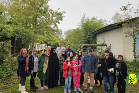 حرکت داوطلبانه اهالی حاج‌سلیم‌محله برای مقابله با گیاه مهاجم آروجیا