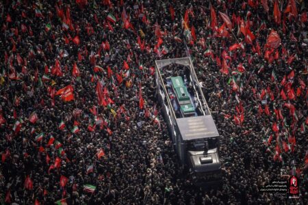 تهران در آخرین روز وداع؛ غرق در موج خروشان بدرقه