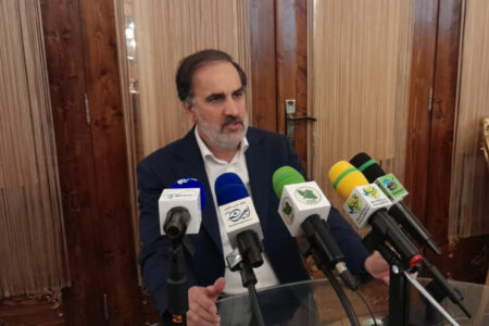 جشنواره تئاتر شهروند لاهیجان نمونه‌ای از هوشمندی مدیریت شهری است/ رسانه‌ها نقش مهمی در معرفی ظرفیت‌های جشنواره دارند